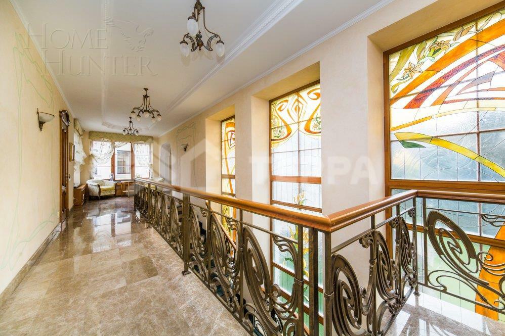 2-этажный коттедж 1 400 м² с отделкой