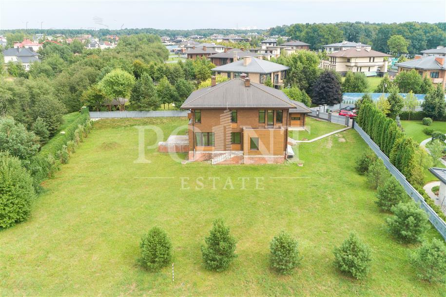 2-этажный коттедж 793.82 м² без отделки