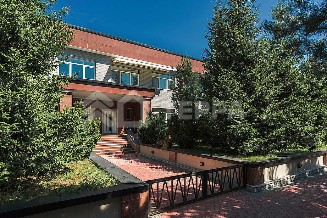 2-этажный таунхаус 204.7 м² с отделкой