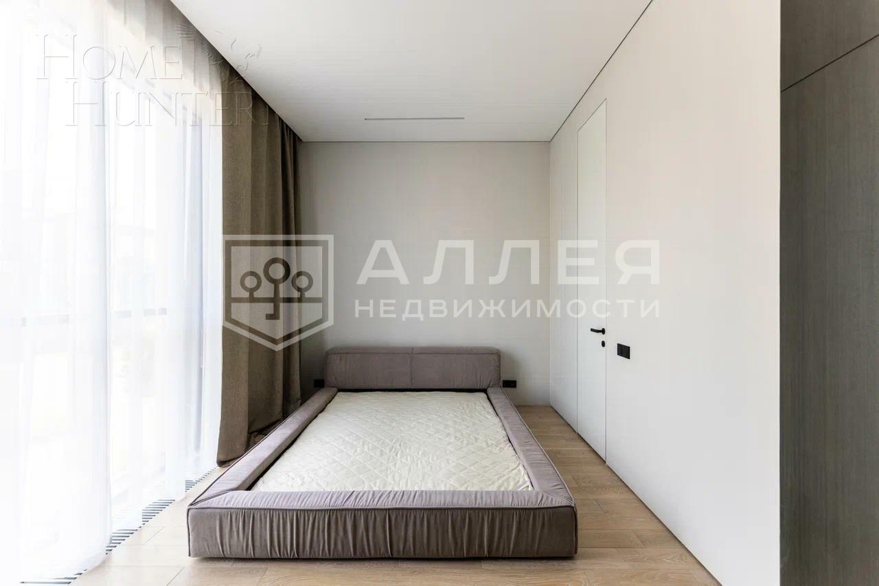 3-этажный таунхаус 244 м² с отделкой