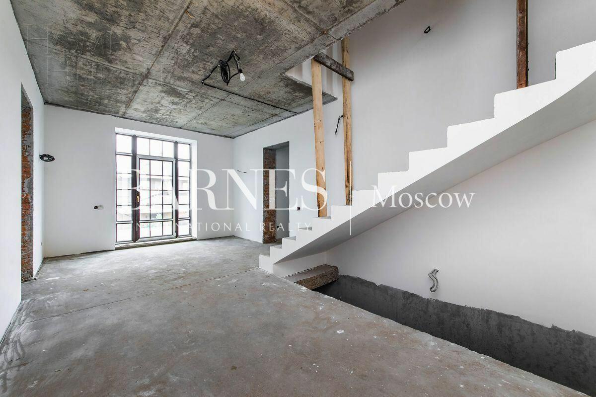 2-этажный коттедж 450 м² без отделки