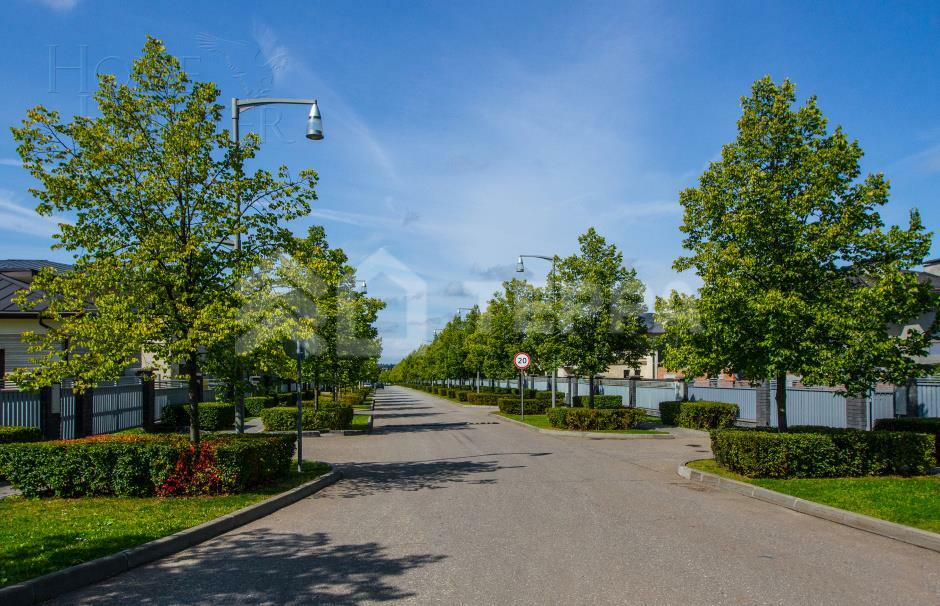 2-этажный коттедж 793.82 м² без отделки