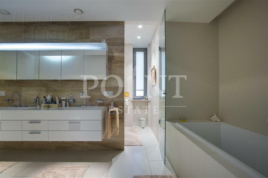 2-этажный коттедж 1 500 м² с отделкой