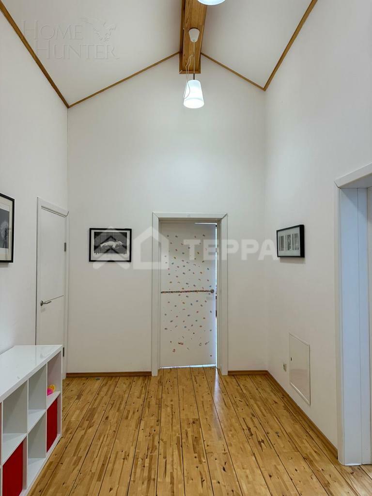 2-этажный коттедж 290 м² с отделкой