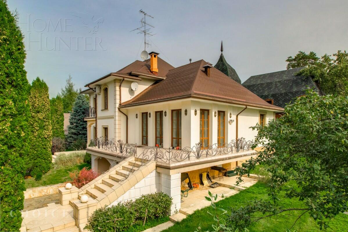 2-этажный коттедж 650 м² с отделкой