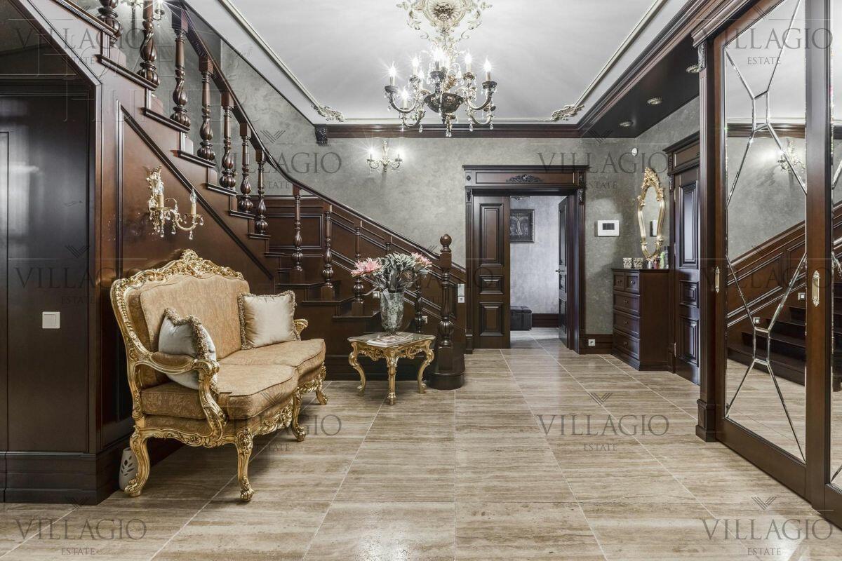 2-этажный коттедж 660 м² с отделкой