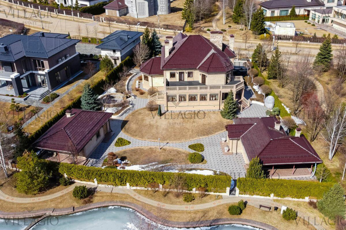 2-этажный коттедж 660 м² с отделкой