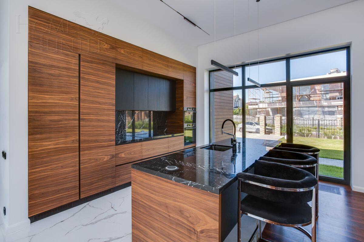 2-этажный коттедж 545 м² с отделкой