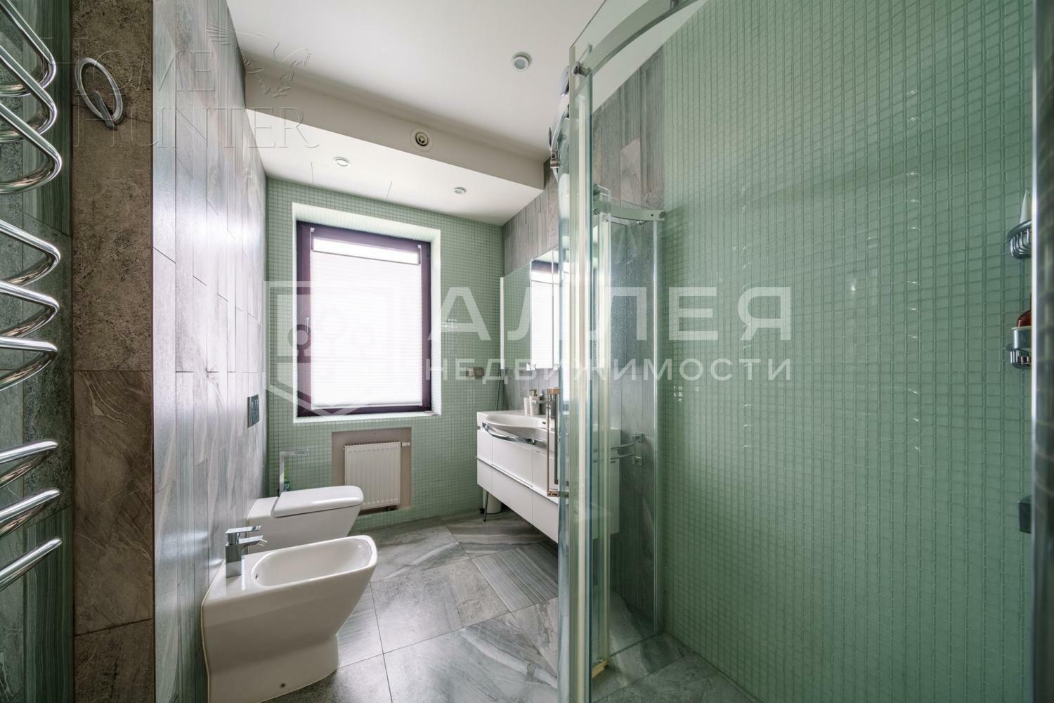 2-этажный коттедж 355 м² с отделкой