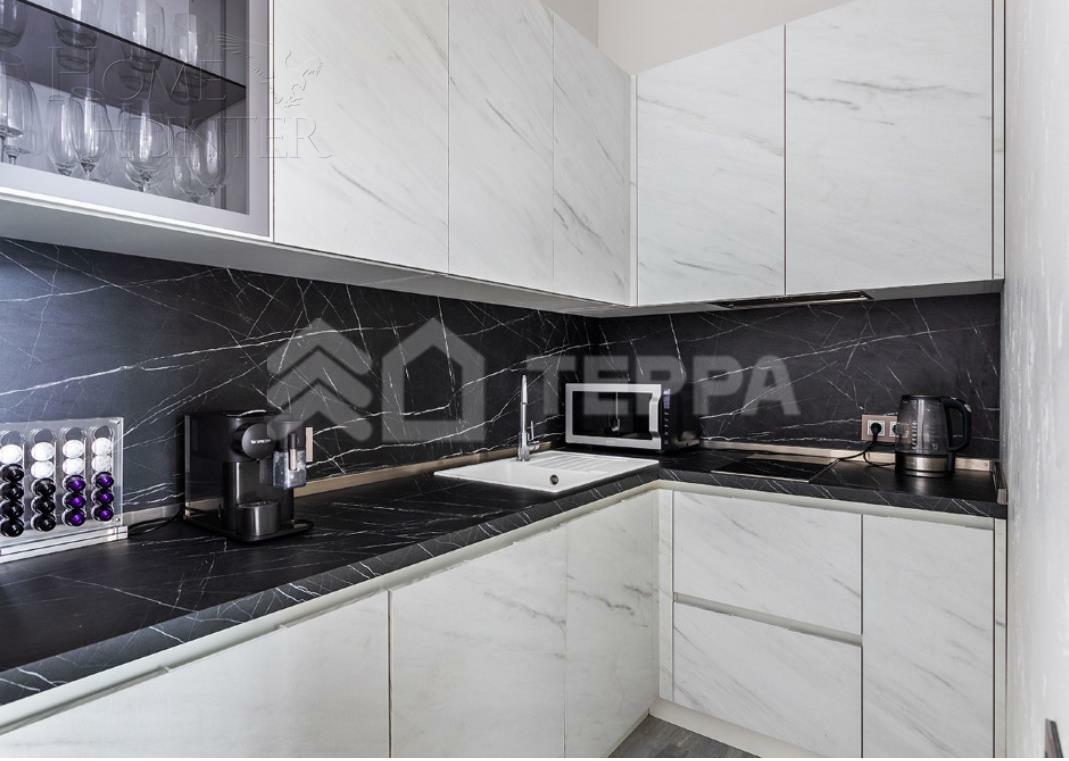 2-этажный коттедж 1 130 м² с отделкой