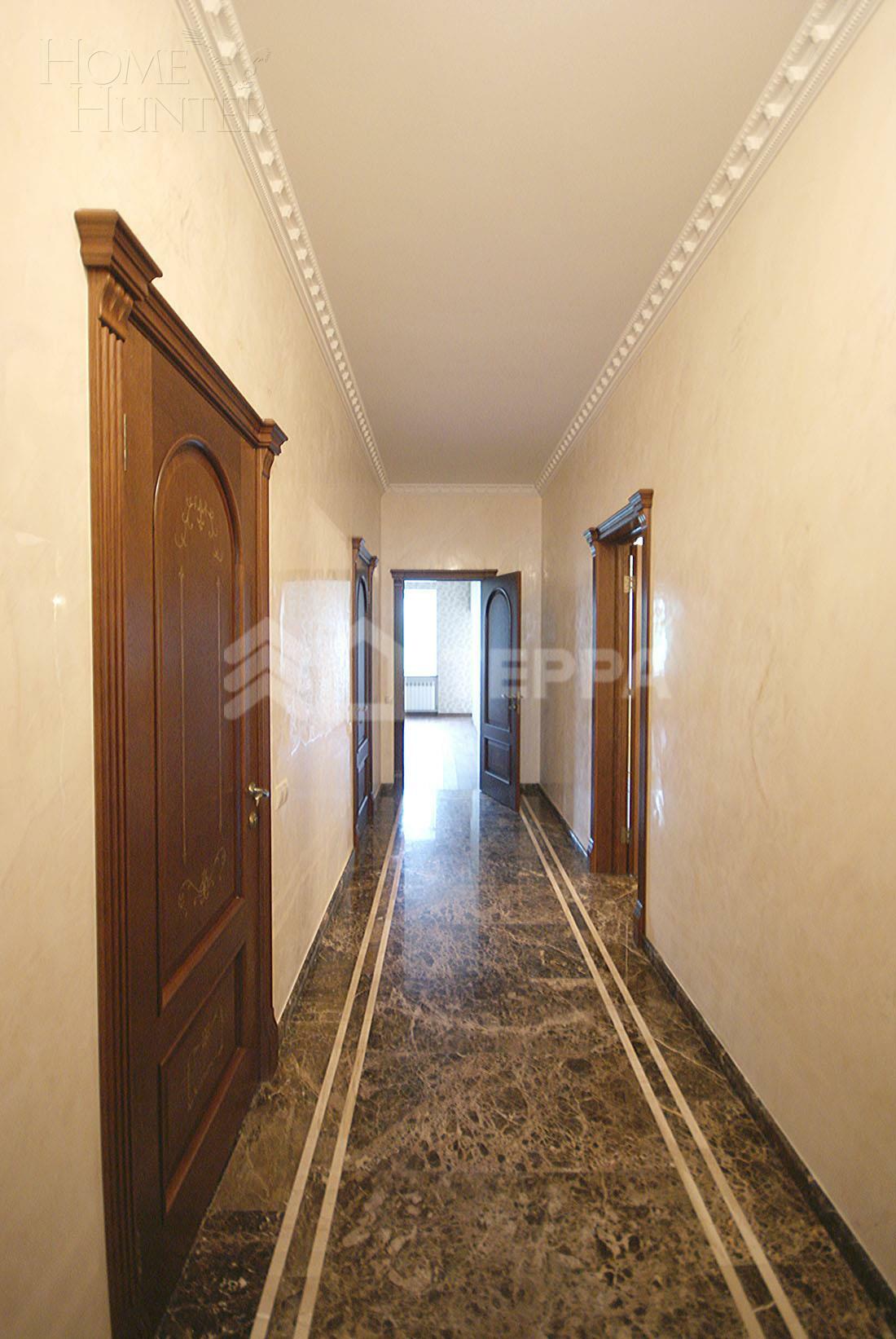 2-этажный коттедж 935 м² с отделкой