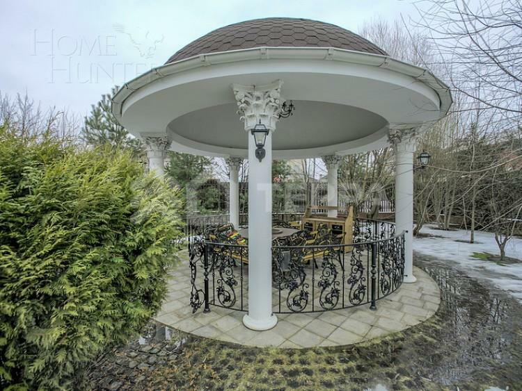 2-этажный коттедж 1 400 м² с отделкой