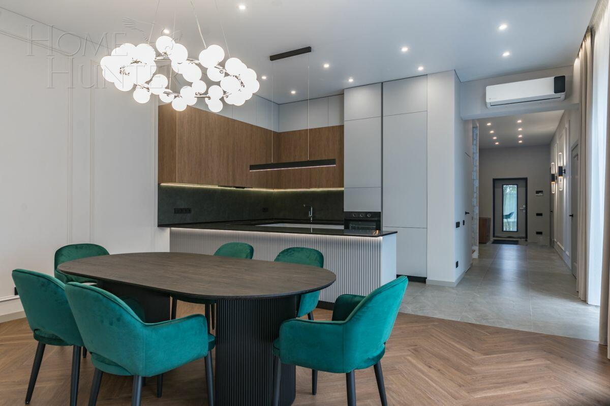 2-этажный коттедж 210 м² с отделкой