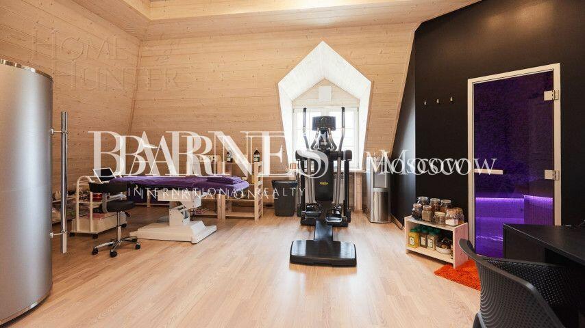 2-этажный коттедж 550 м² с отделкой