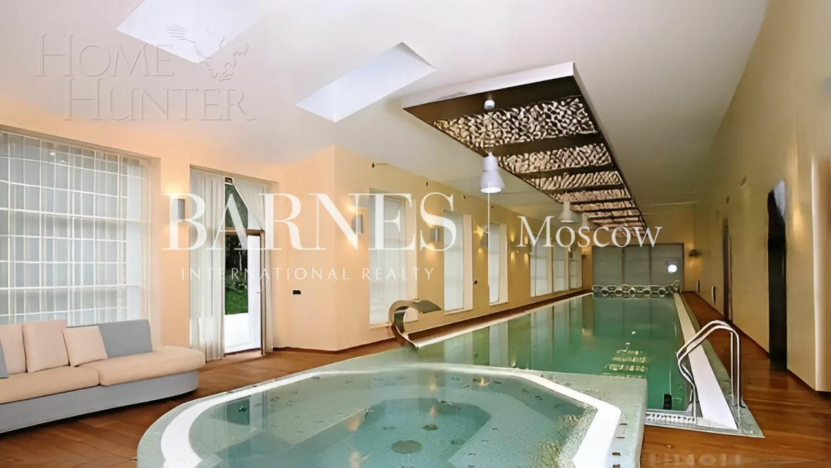 2-этажный коттедж 1 035 м² с отделкой