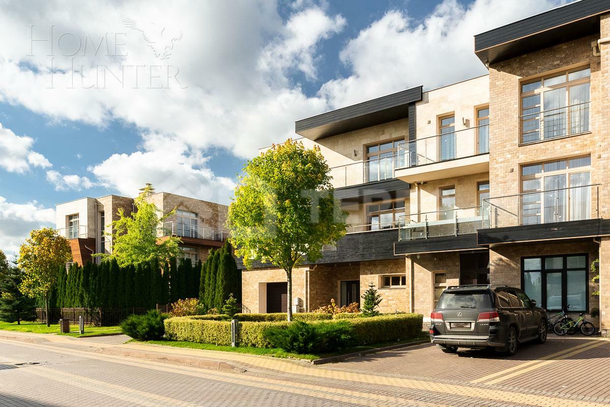 3-этажный таунхаус 365 м² с отделкой