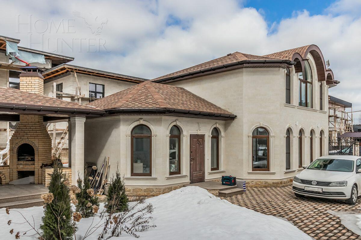 2-этажный коттедж 400 м² с отделкой