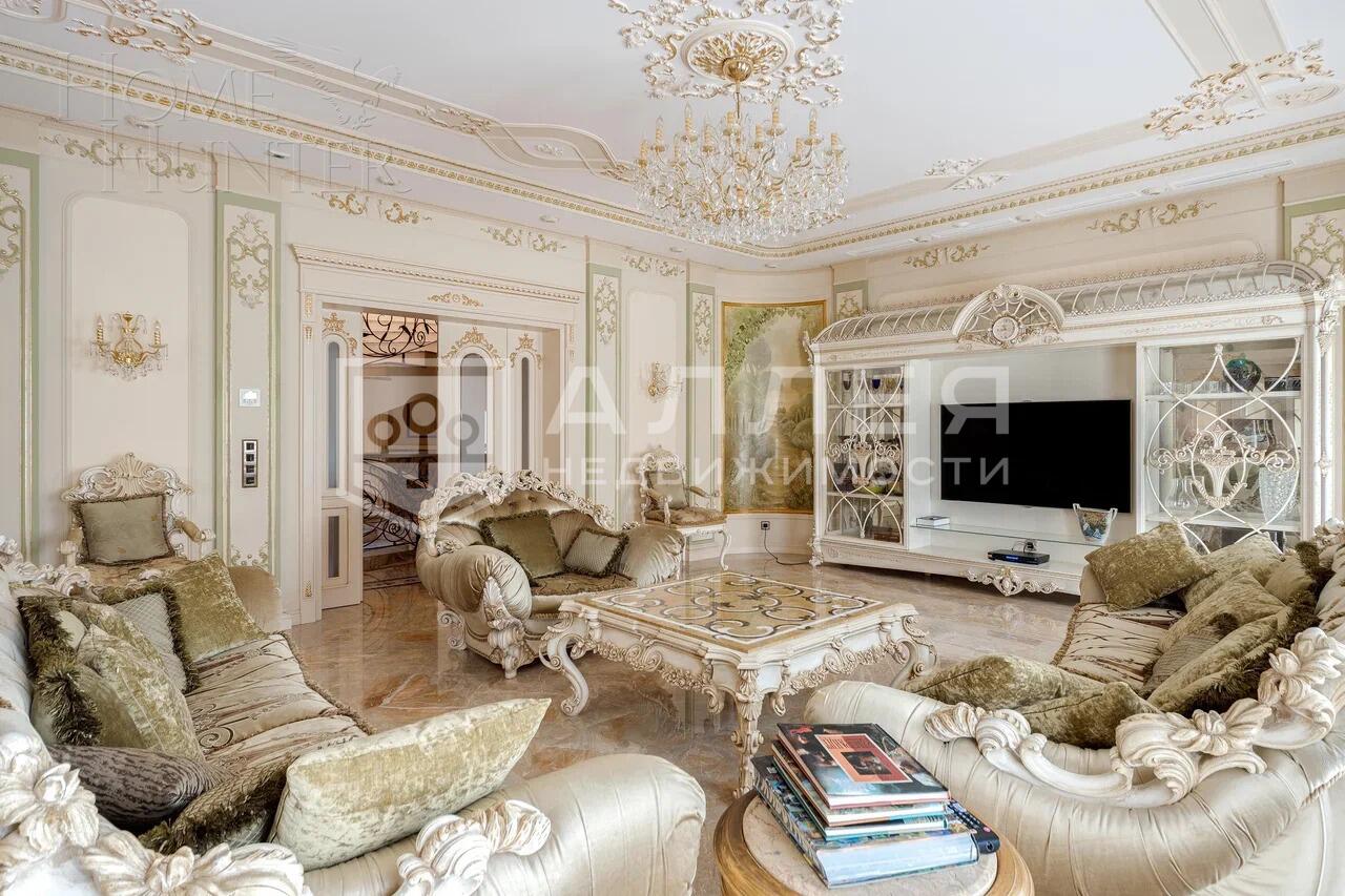 2-этажный коттедж 1 500 м² с отделкой