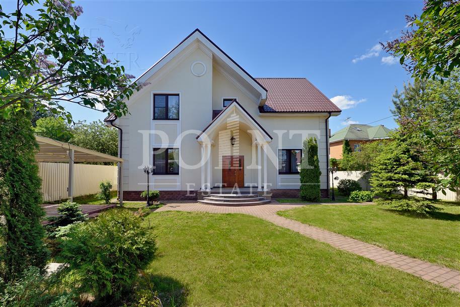 2-этажный коттедж 350 м² с отделкой