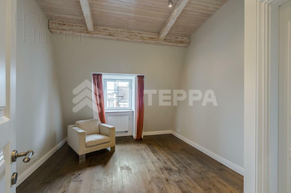 2-этажный таунхаус 345 м² с отделкой