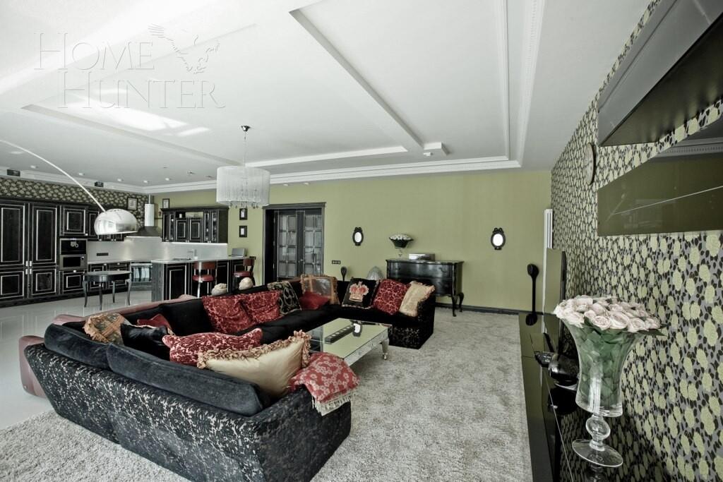 2-этажный коттедж 640 м² с отделкой