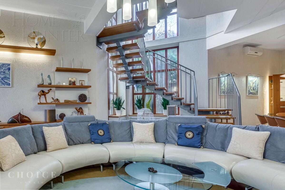 2-этажный коттедж 540 м² с отделкой