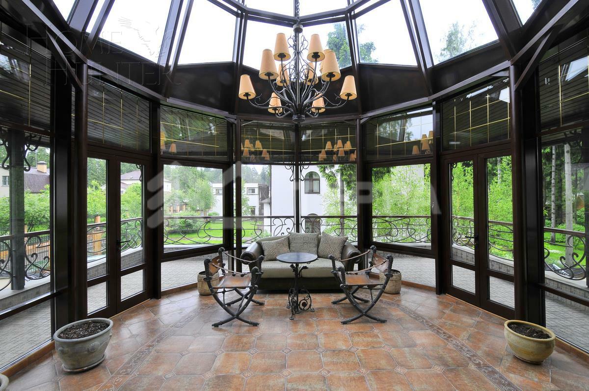 КОТТЕДЖ 560 м² с отделкой