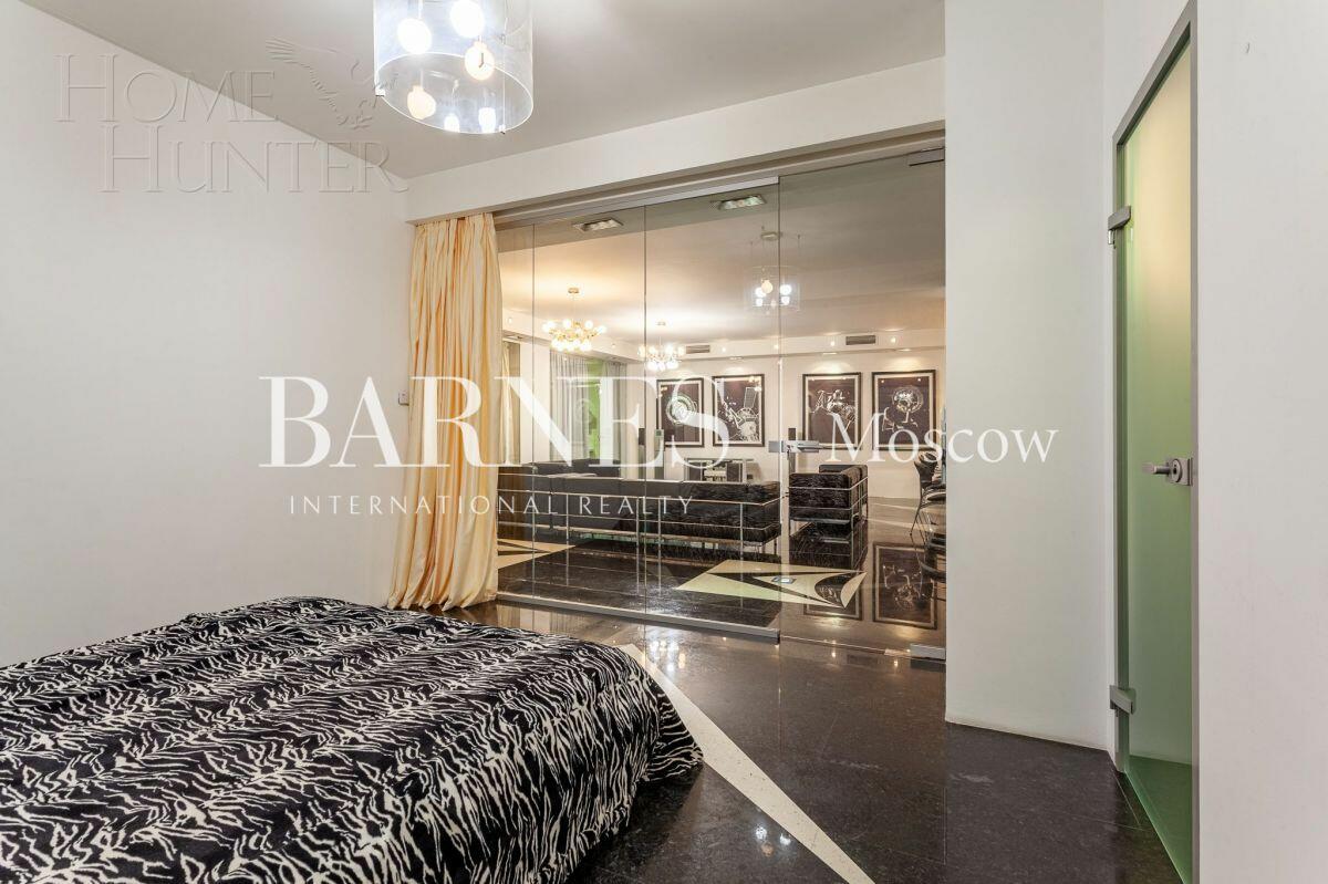 3-КОМН. КВАРТИРА С ОТДЕЛКОЙ 205 М² НА 10 ЭТАЖЕ