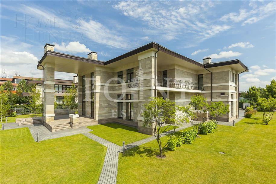 2-этажный коттедж 989.7 м² с отделкой