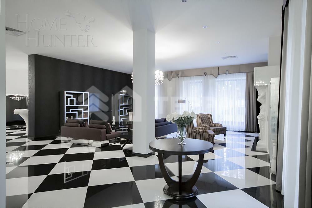 3-этажный коттедж 1 300 м² с отделкой