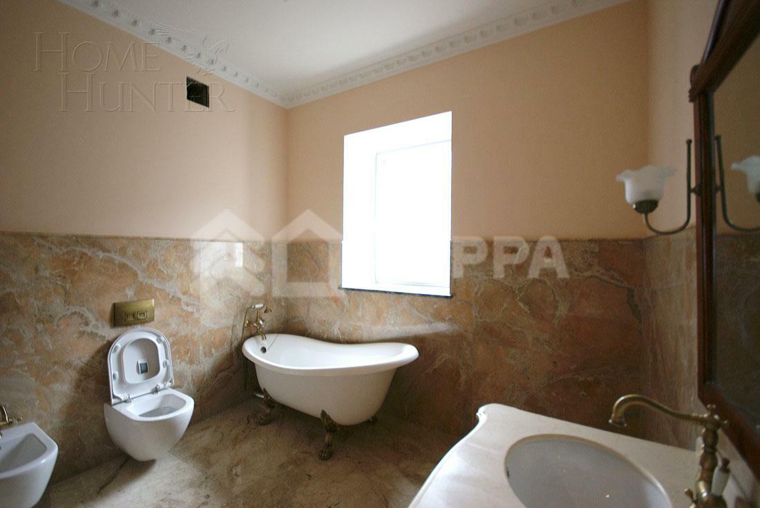 2-этажный коттедж 935 м² с отделкой