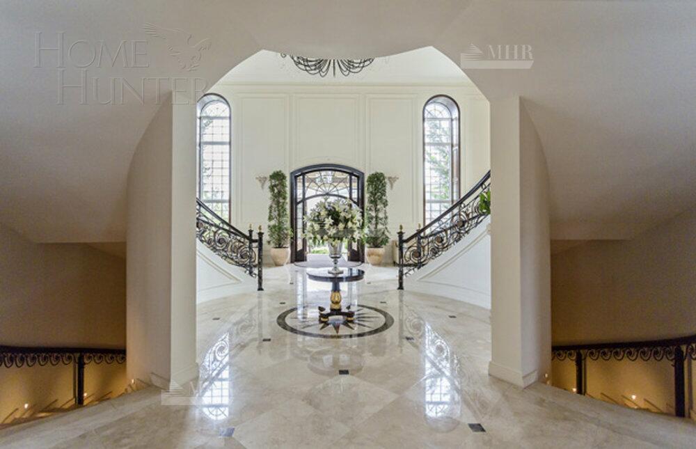 3-этажный коттедж 1 353 м² без отделки