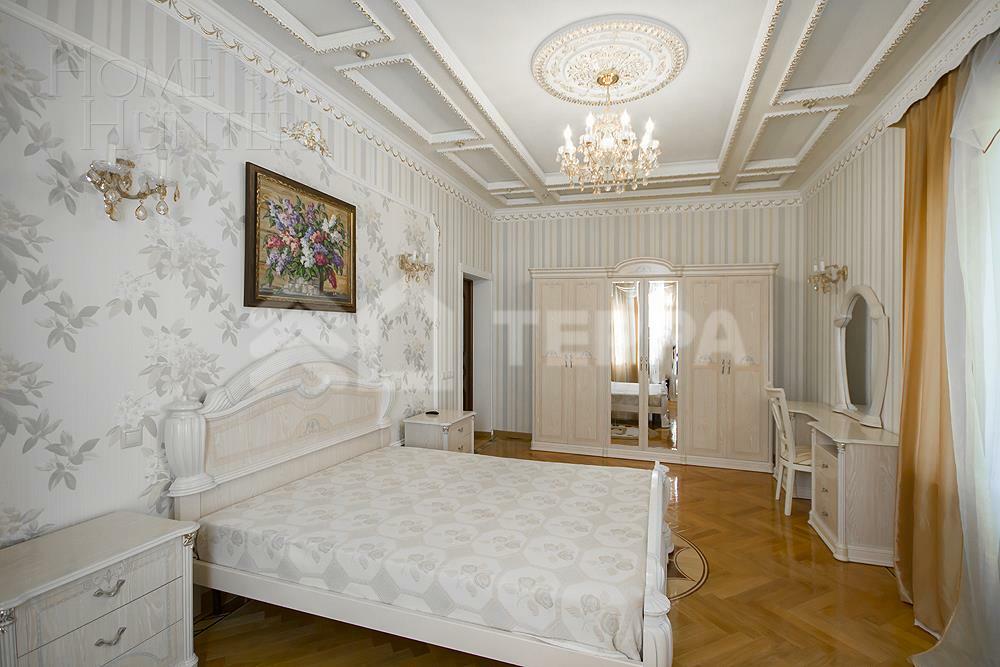 3-этажный коттедж 600 м² с отделкой