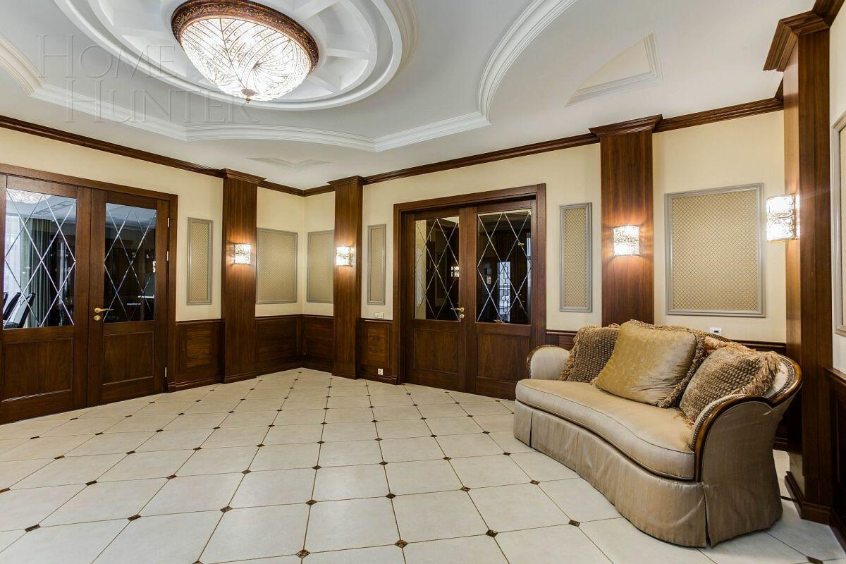 2-этажный коттедж 550 м² с отделкой