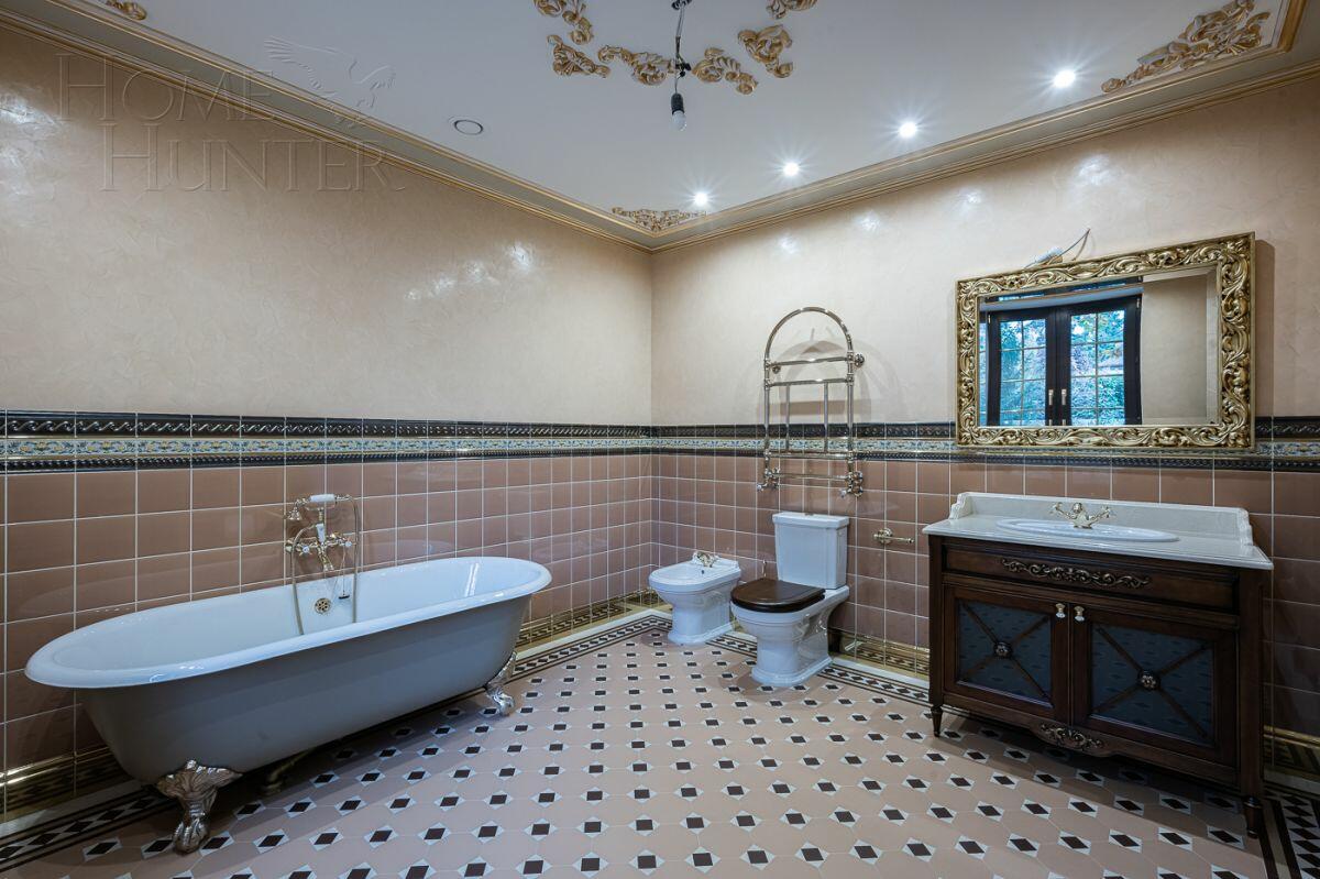 2-этажный коттедж 785 м² с отделкой