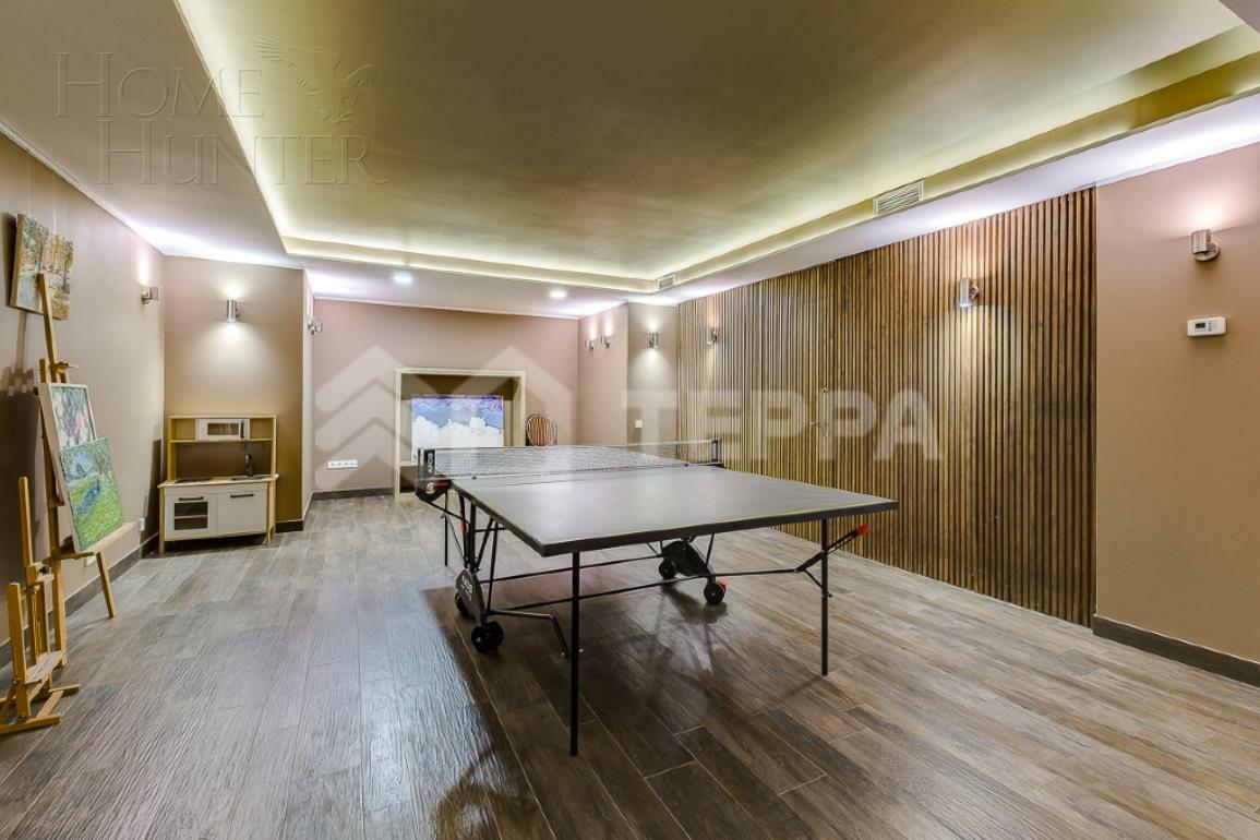 2-этажный таунхаус 345 м² с отделкой