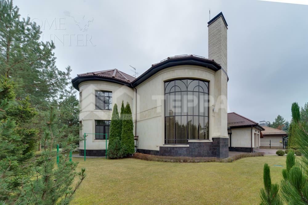 2-этажный коттедж 850 м² с отделкой