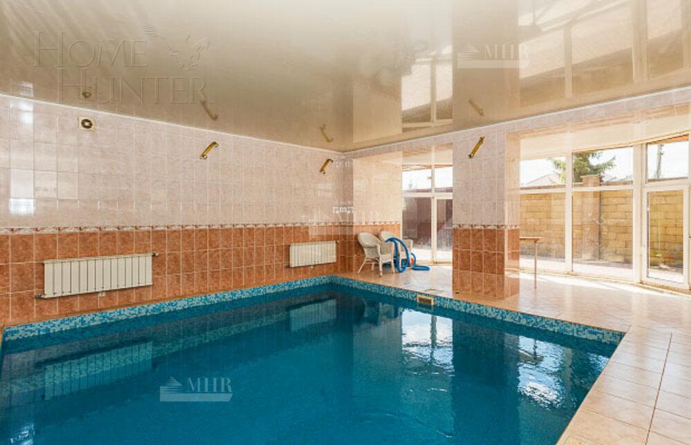 3-этажный коттедж 700 м² с отделкой