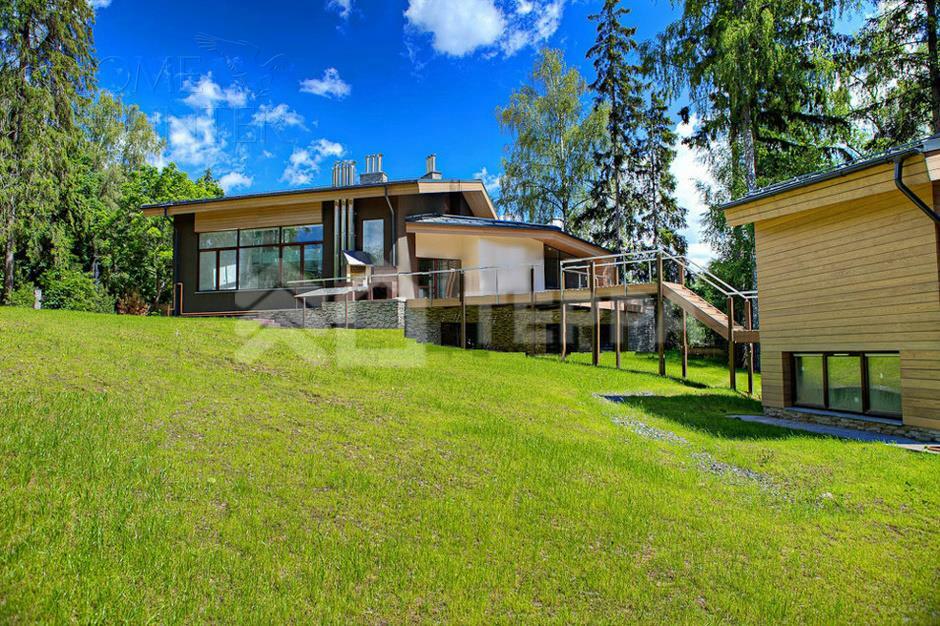 2-этажный коттедж 710 м² с отделкой