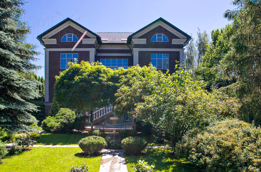 2-этажный коттедж 1 200 м² с отделкой