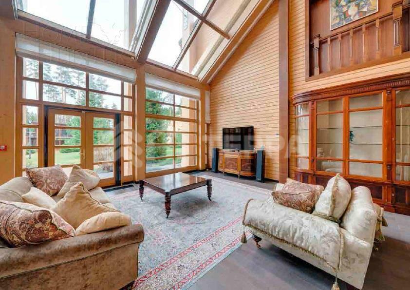 2-этажный коттедж 900 м² с отделкой