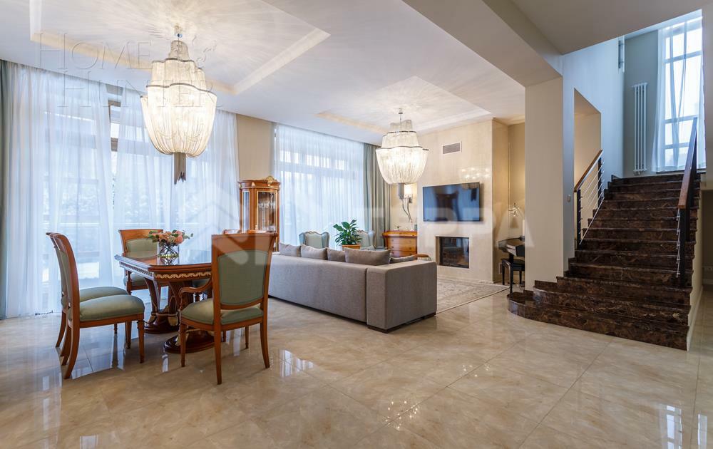 3-этажный таунхаус 360 м² с отделкой