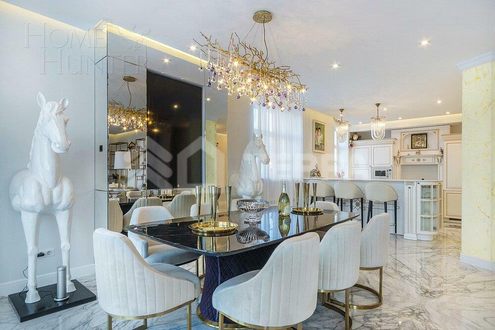 3-этажный коттедж 550 м² с отделкой