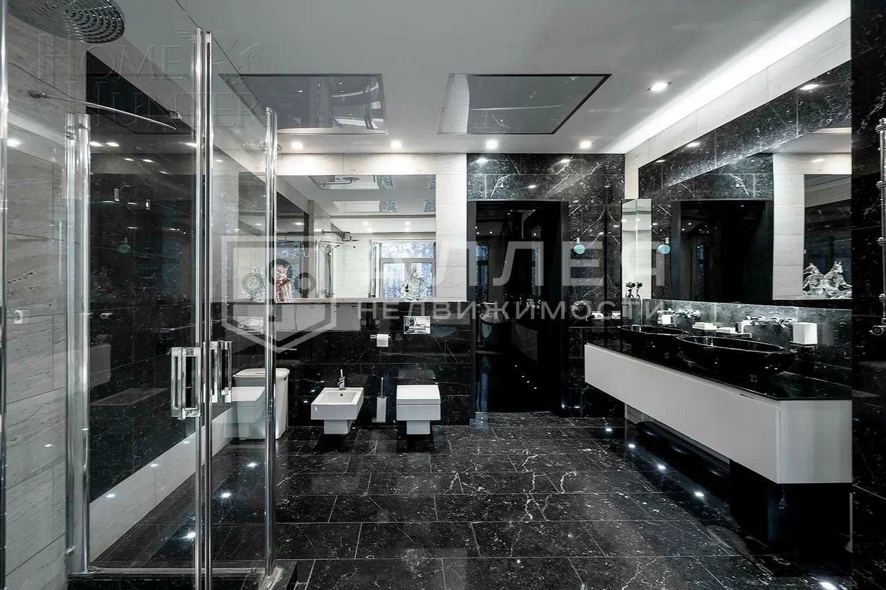 3-этажный таунхаус 350 м² с отделкой