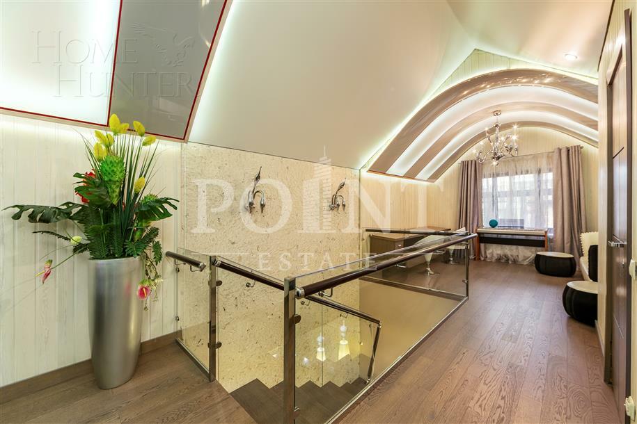 2-этажный коттедж 600 м² с отделкой