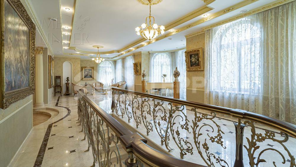 2-этажный коттедж 850 м² с отделкой