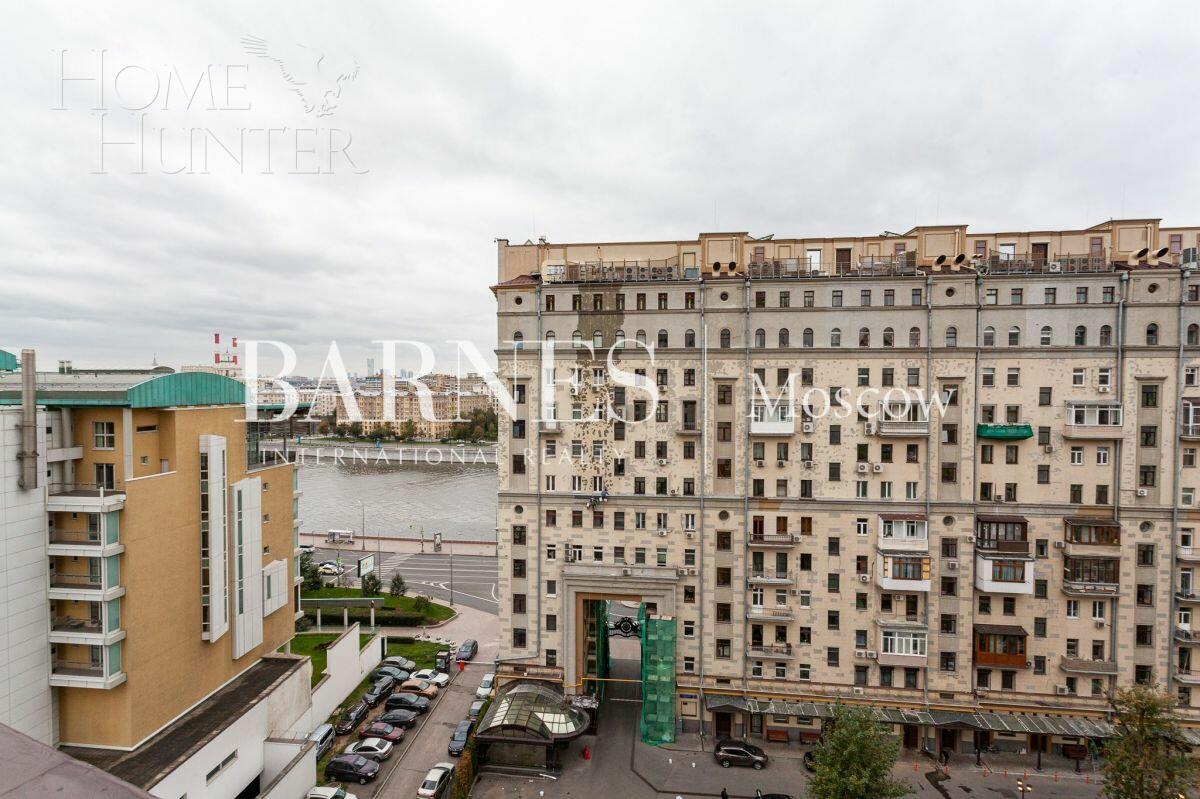 3-КОМН. КВАРТИРА С ОТДЕЛКОЙ 205 М² НА 10 ЭТАЖЕ