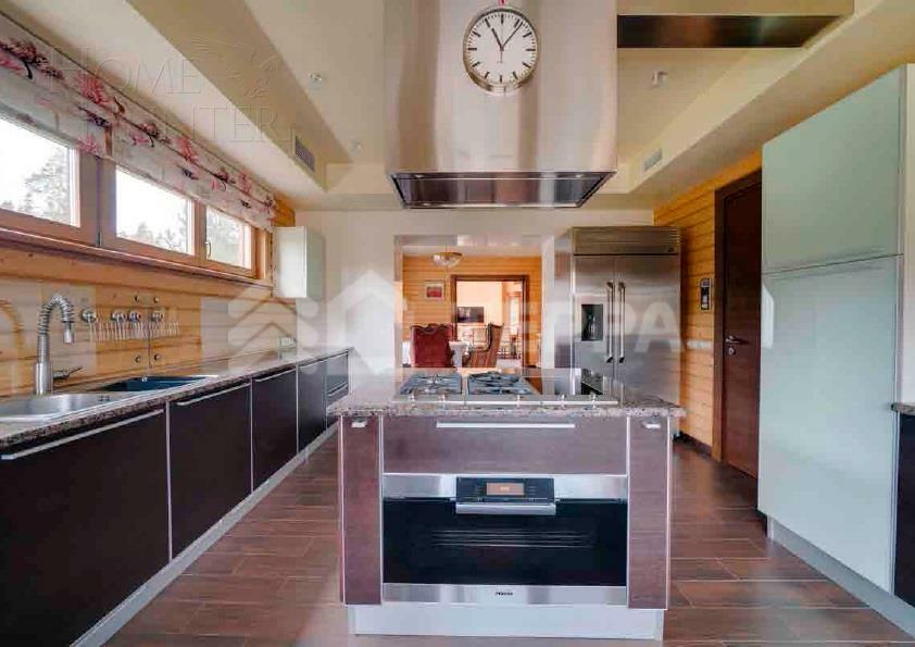 2-этажный коттедж 900 м² с отделкой