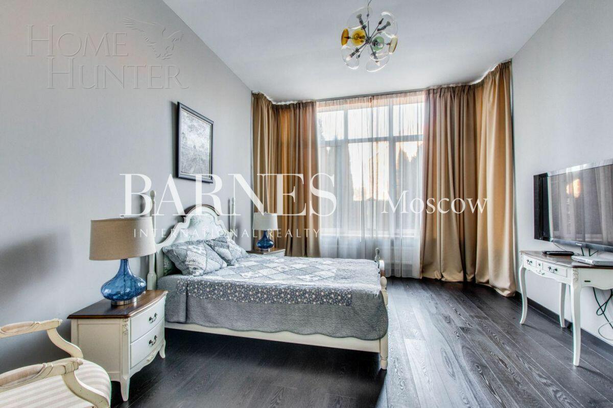 2-этажный коттедж 357 м² с отделкой