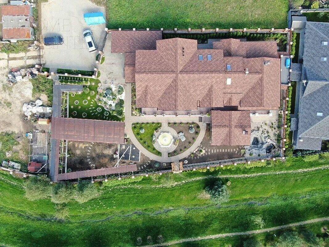 2-этажный коттедж 550 м² с отделкой